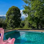 Nyaraló Tuscan Retreat With Pool And Panoramic Views Pescia
