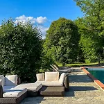 Nyaraló Tuscan Retreat With Pool And Panoramic Views Pescia
