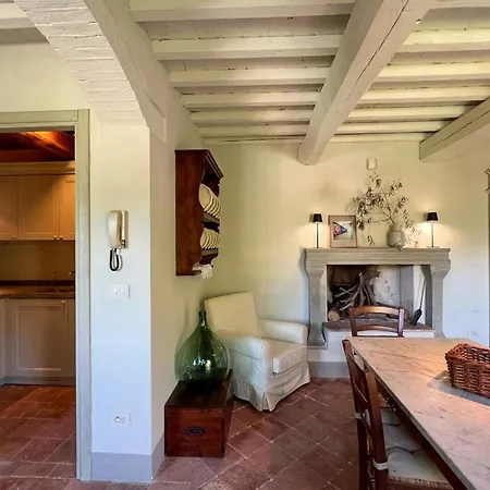 Nyaraló Tuscan Retreat With Pool And Panoramic Views Pescia