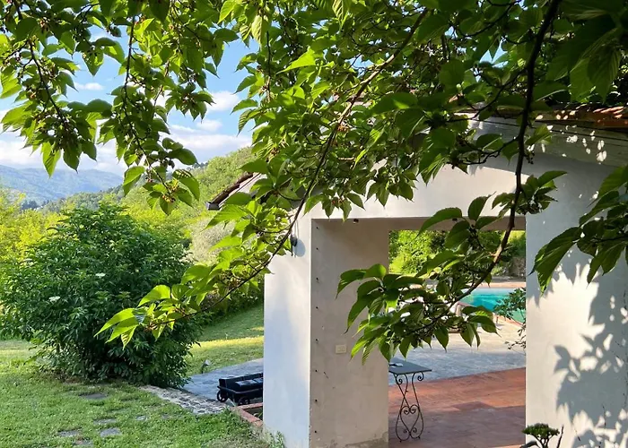 Nyaraló Tuscan Retreat With Pool And Panoramic Views Pescia