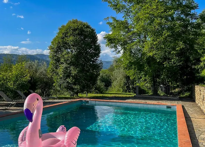 Nyaraló Tuscan Retreat With Pool And Panoramic Views Pescia