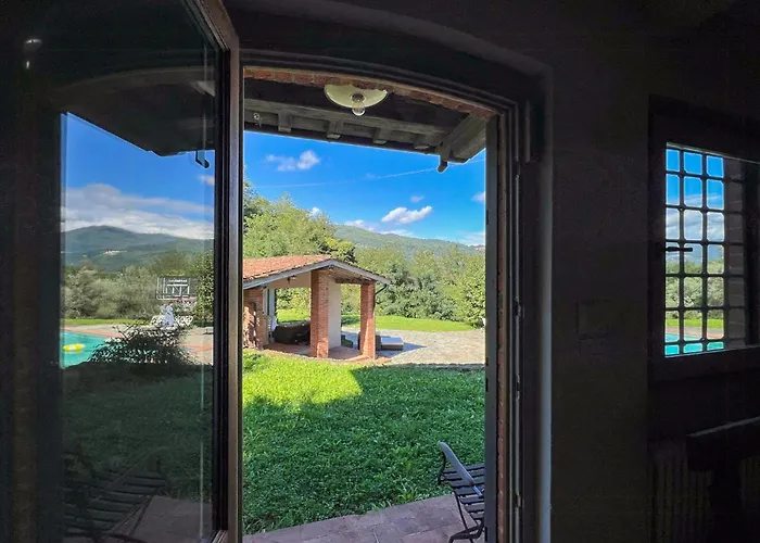 Tuscan Retreat With Pool And Panoramic Views Pescia