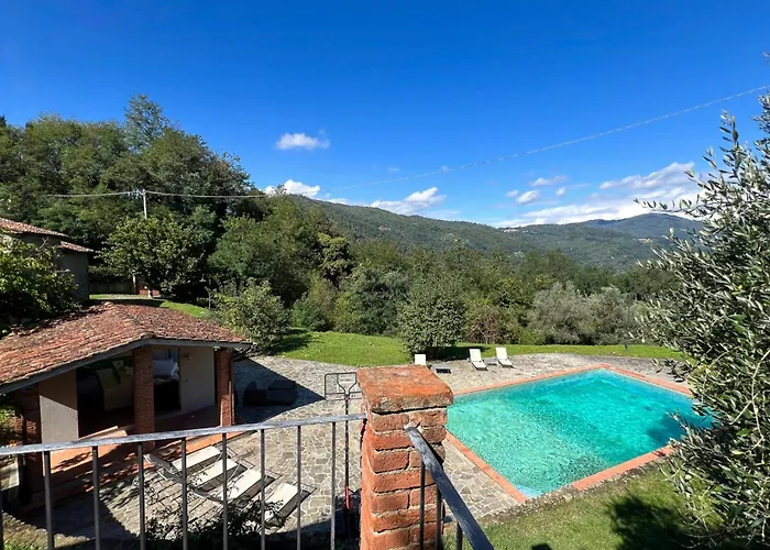 Tuscan Retreat With Pool And Panoramic Views Nyaraló Pescia